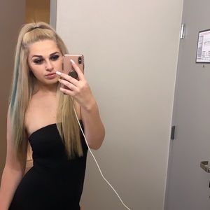 Meet your Posher, Coral